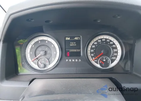 2014 Ram 1500 Slt z USA, uszkodzony, nr VIN 1C6RR6GT7ES371949